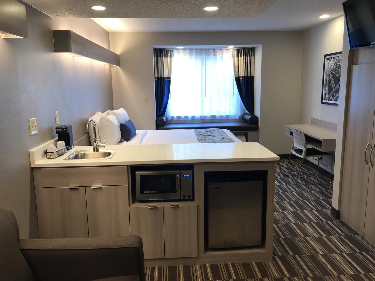 Microtel Inn & Suites By Wyndham Atlanta Buckhead Area מראה חיצוני תמונה